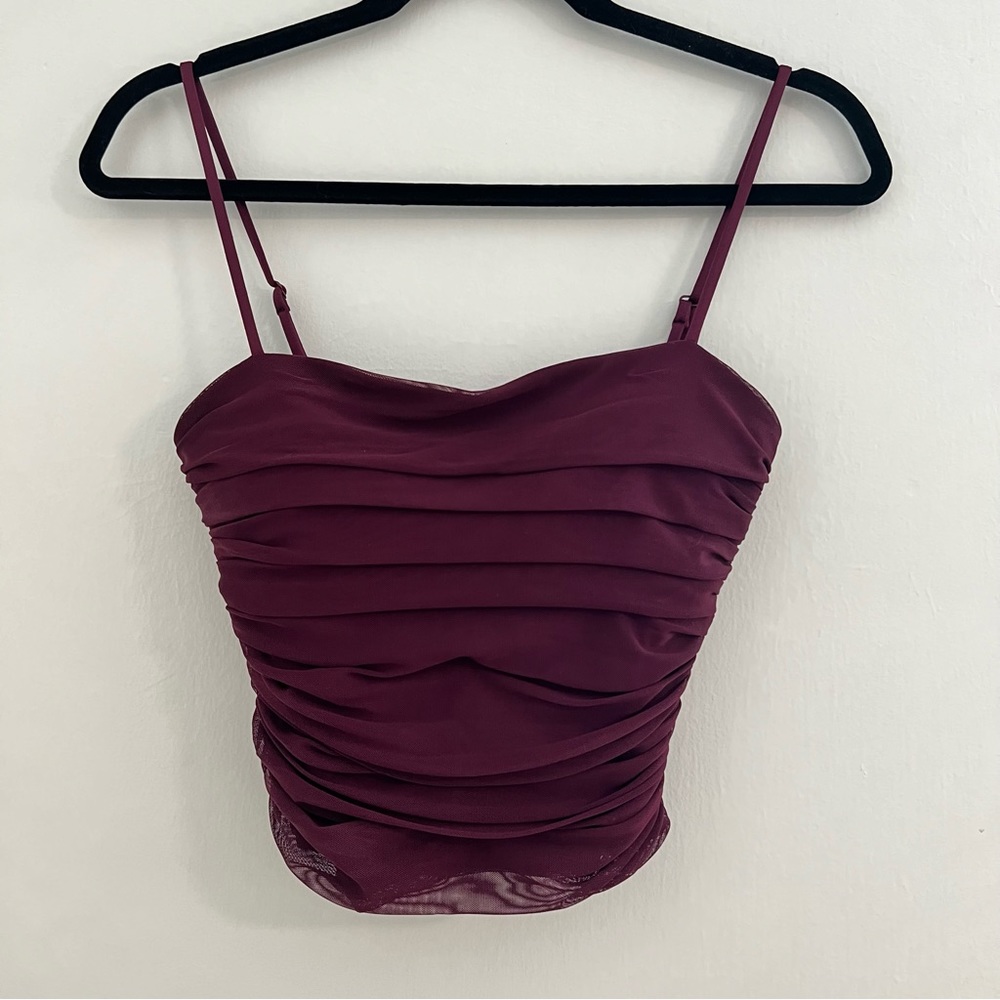 EXPRESS MESH BODY CONTOUR CROP TANK TOP